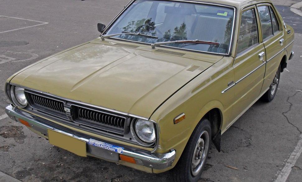 Toyota Corolla III (E30, E40, E50, E60)