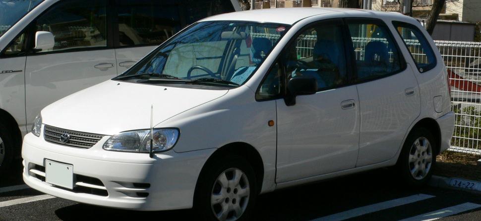 Toyota Corolla Spacio I (E110)