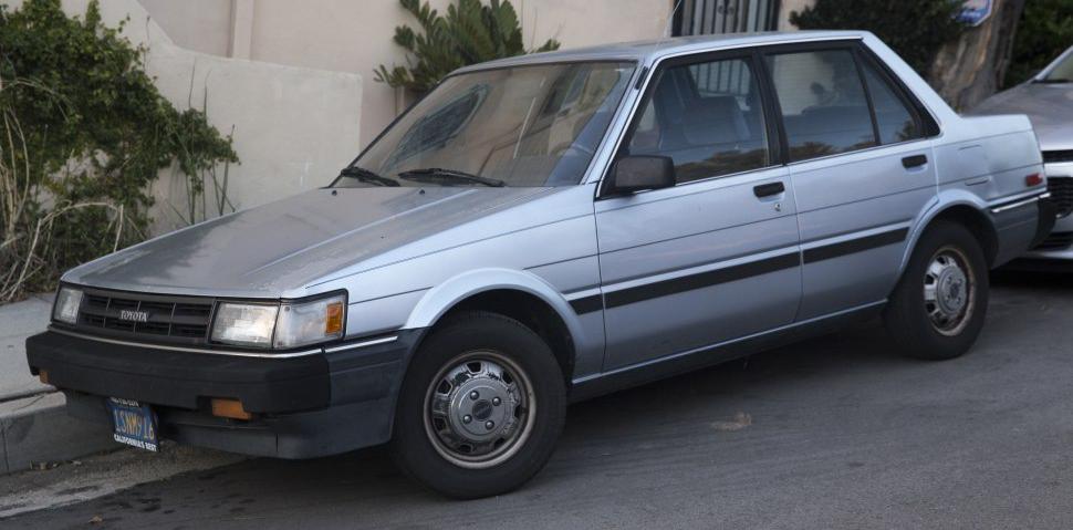 Toyota Corolla V (E80)