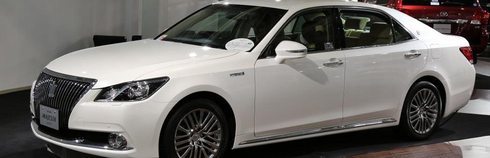 Toyota Crown Majesta VI (S210)