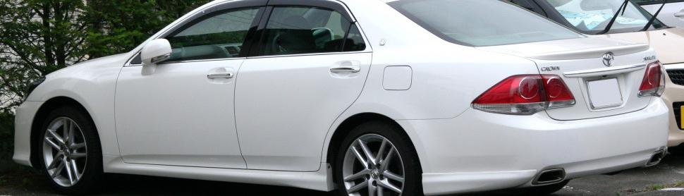 Toyota Crown XIII Athlete (S200, facelift 2010)
