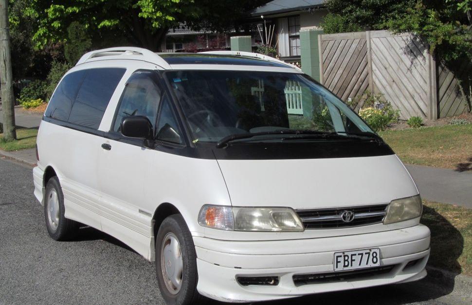 Toyota Estima I