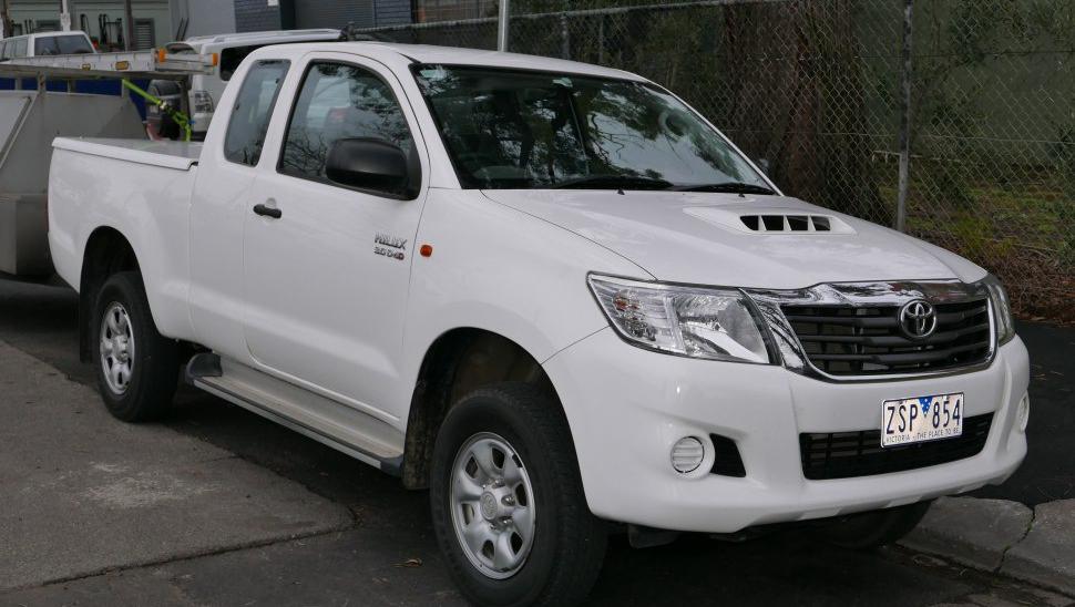 Toyota Hilux Extra Cab VII (facelift 2011)