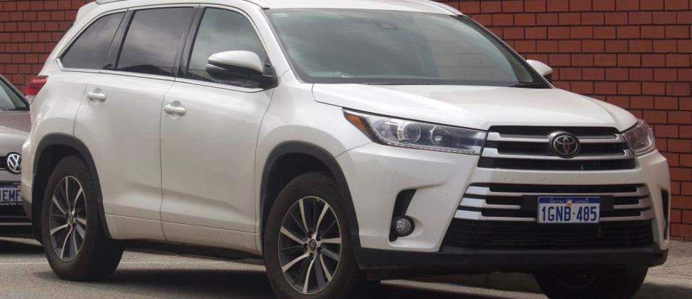 Toyota Kluger III (facelift 2016)