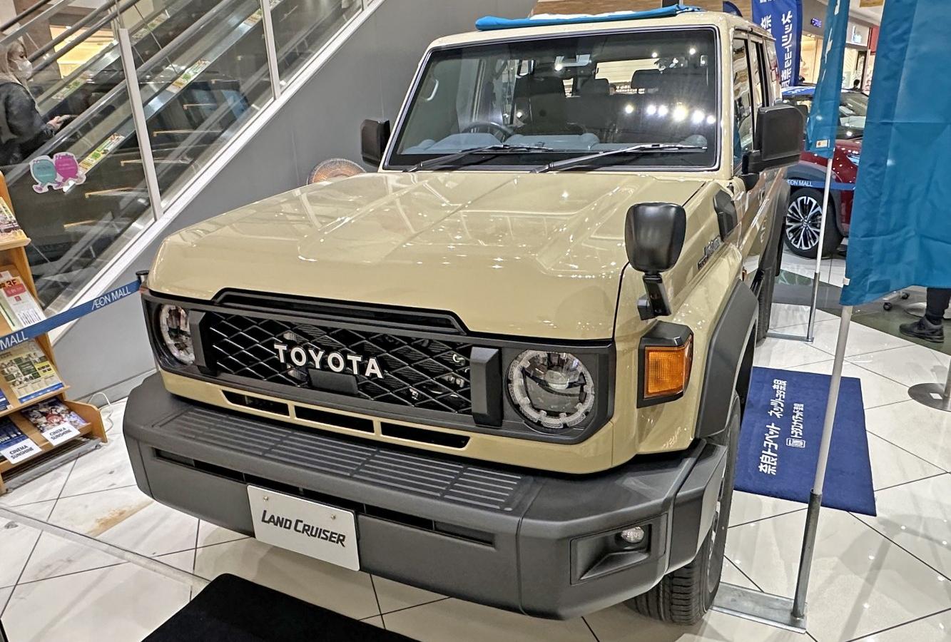 Toyota Land Cruiser (70, Japan)