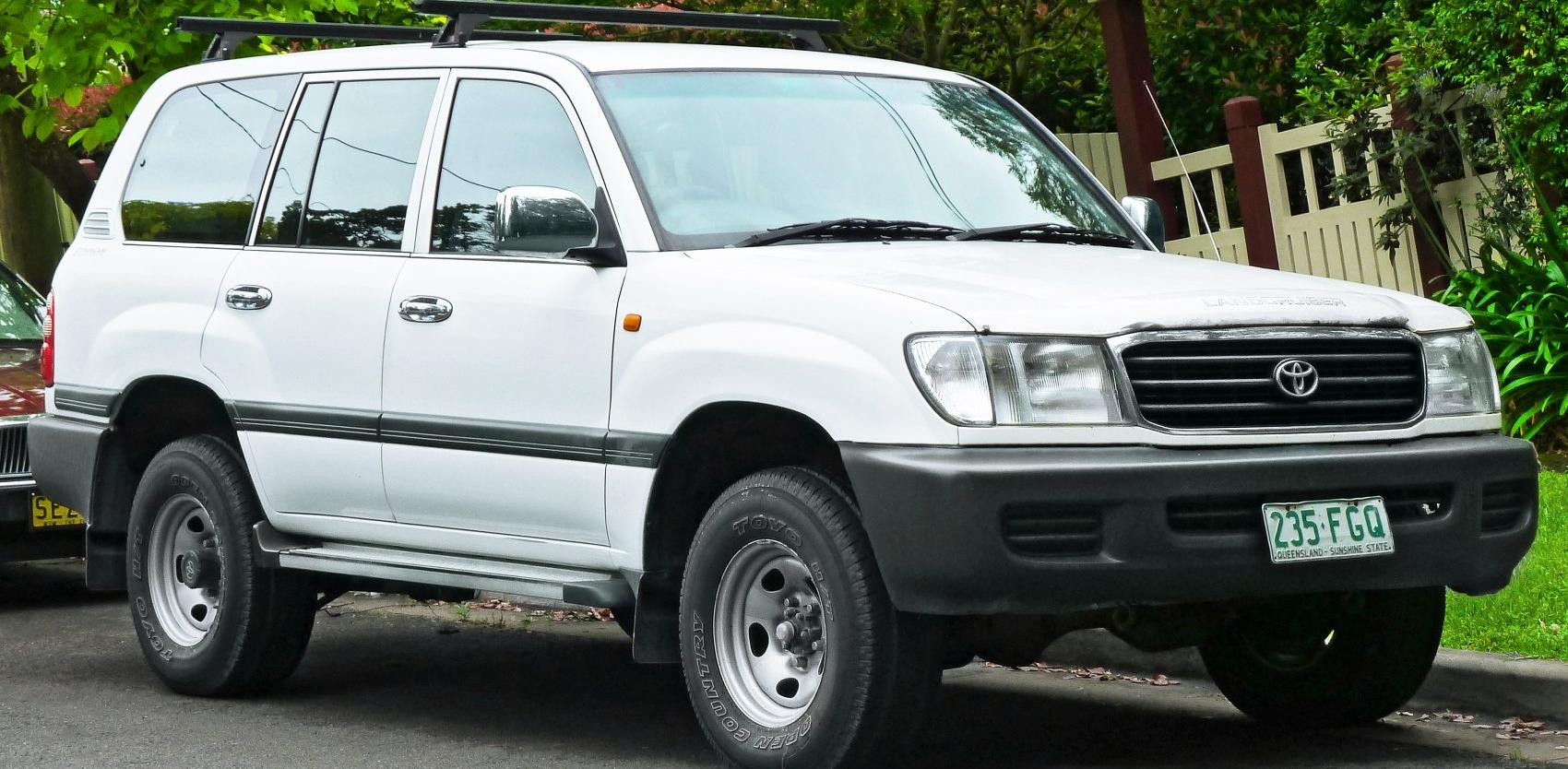 Toyota Land Cruiser (J105)