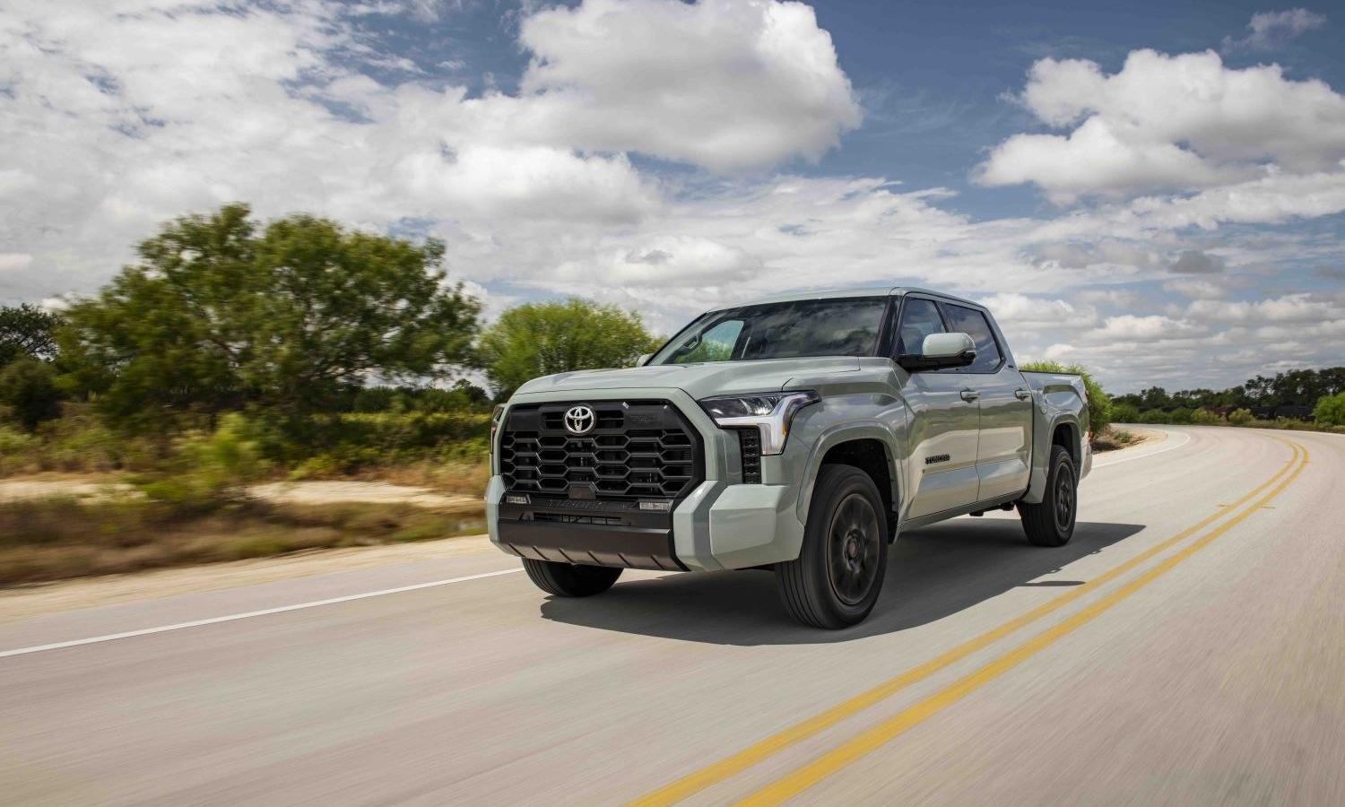 Toyota Tundra III CrewMax Short Bed