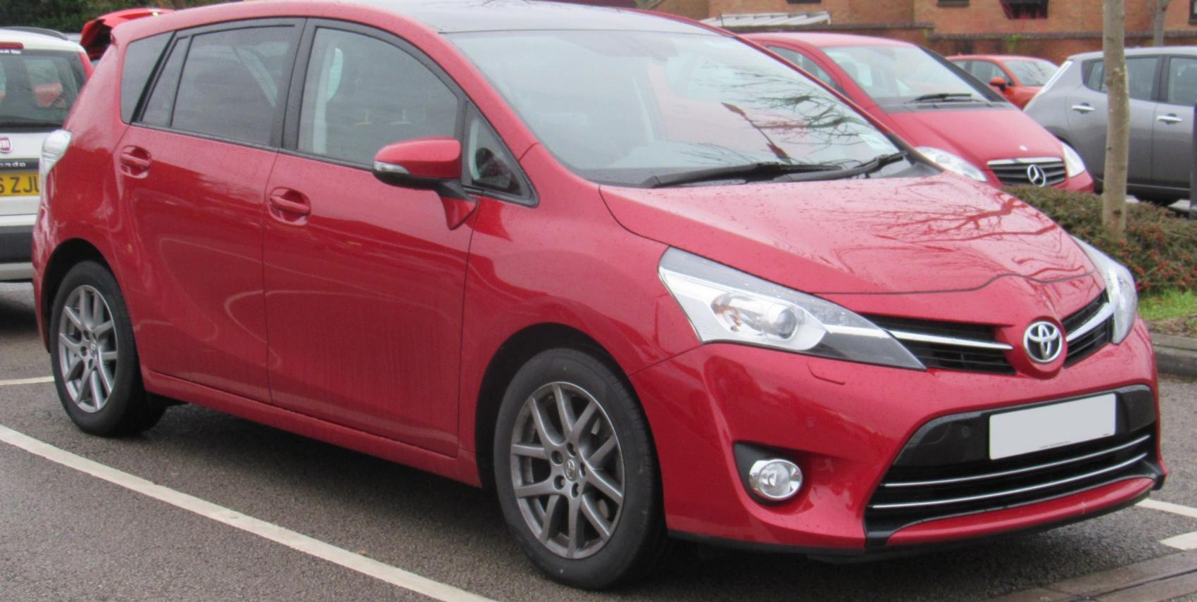 Toyota Verso (facelift 2013)