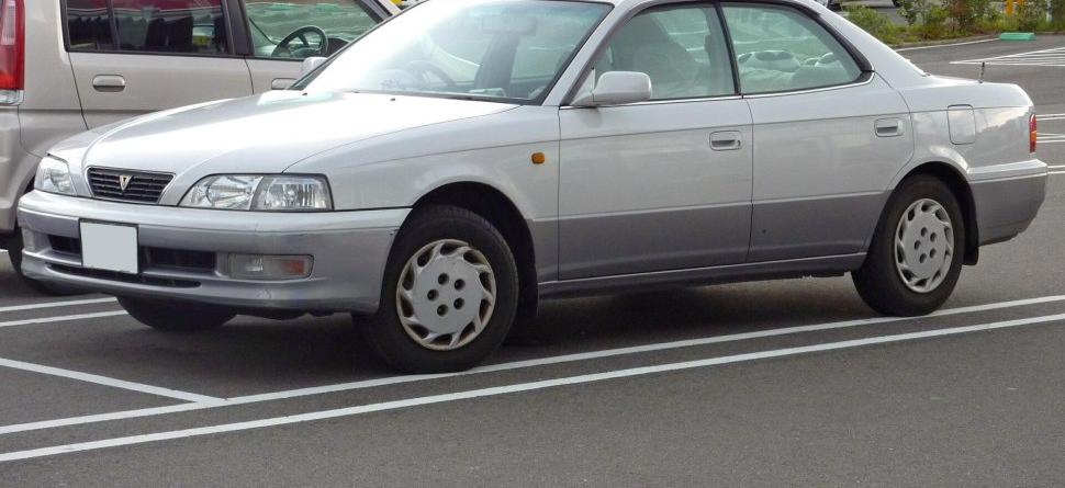 Toyota Vista (V40)