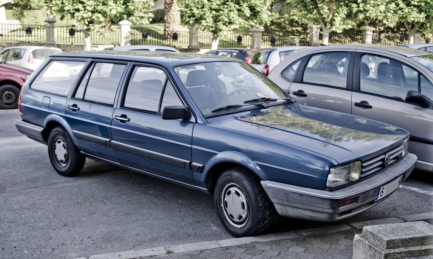 Volkswagen Passat Variant (B2)