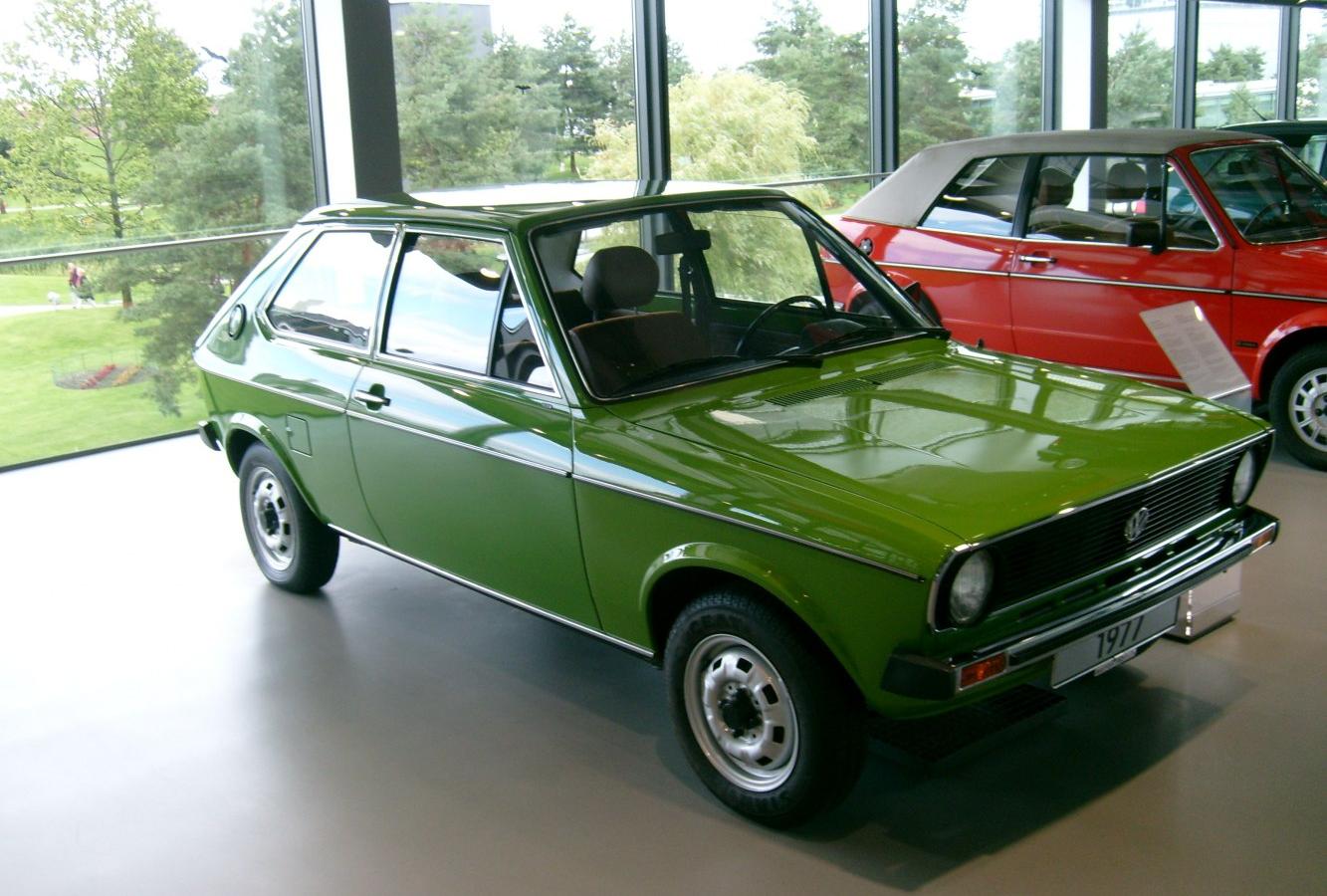 Volkswagen Polo I (86)