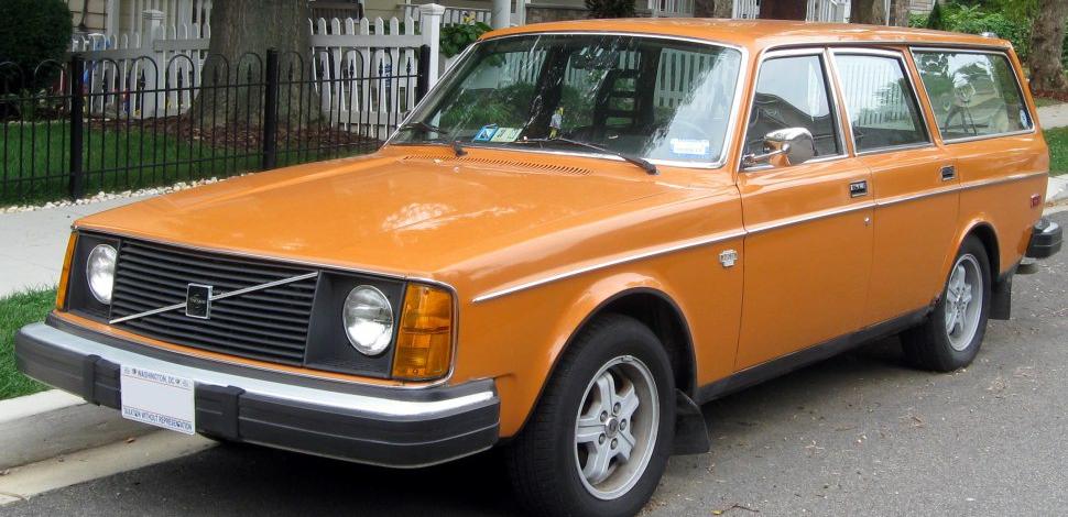 Volvo 240 Combi (P245)