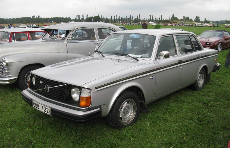 Volvo 240 (P242,P244)