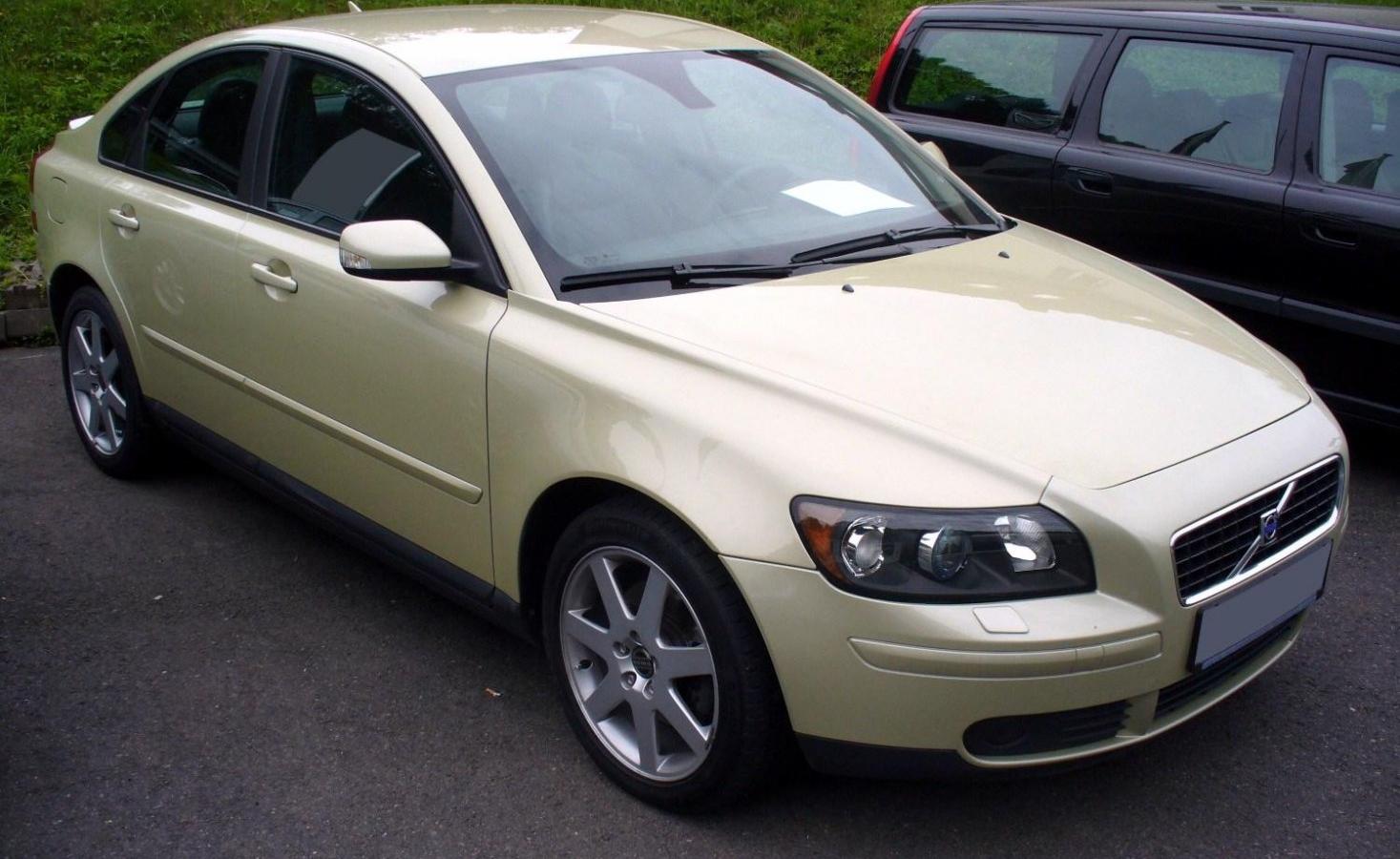 Volvo S40 II