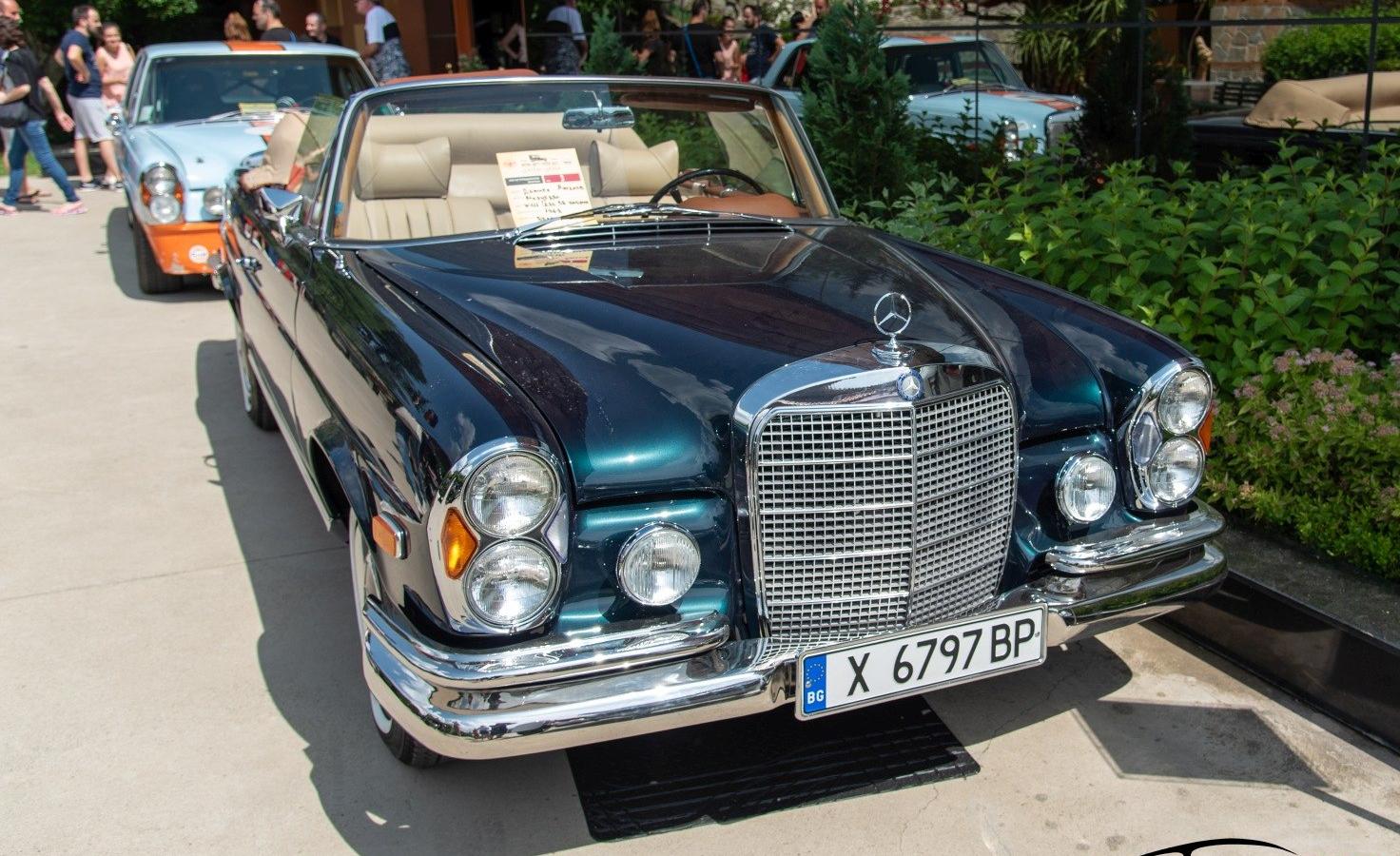 W111