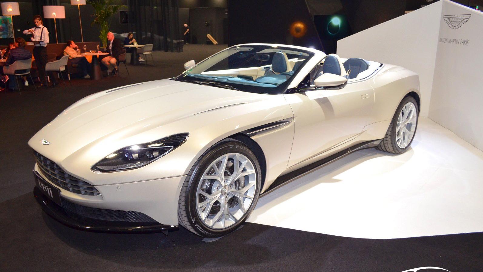 Aston Martin DB11