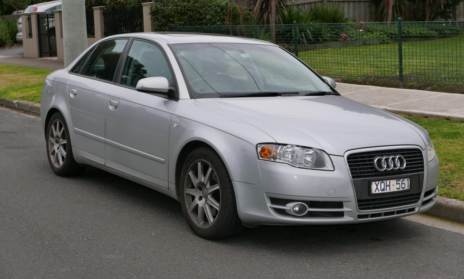 Audi A4 (B7 8E)