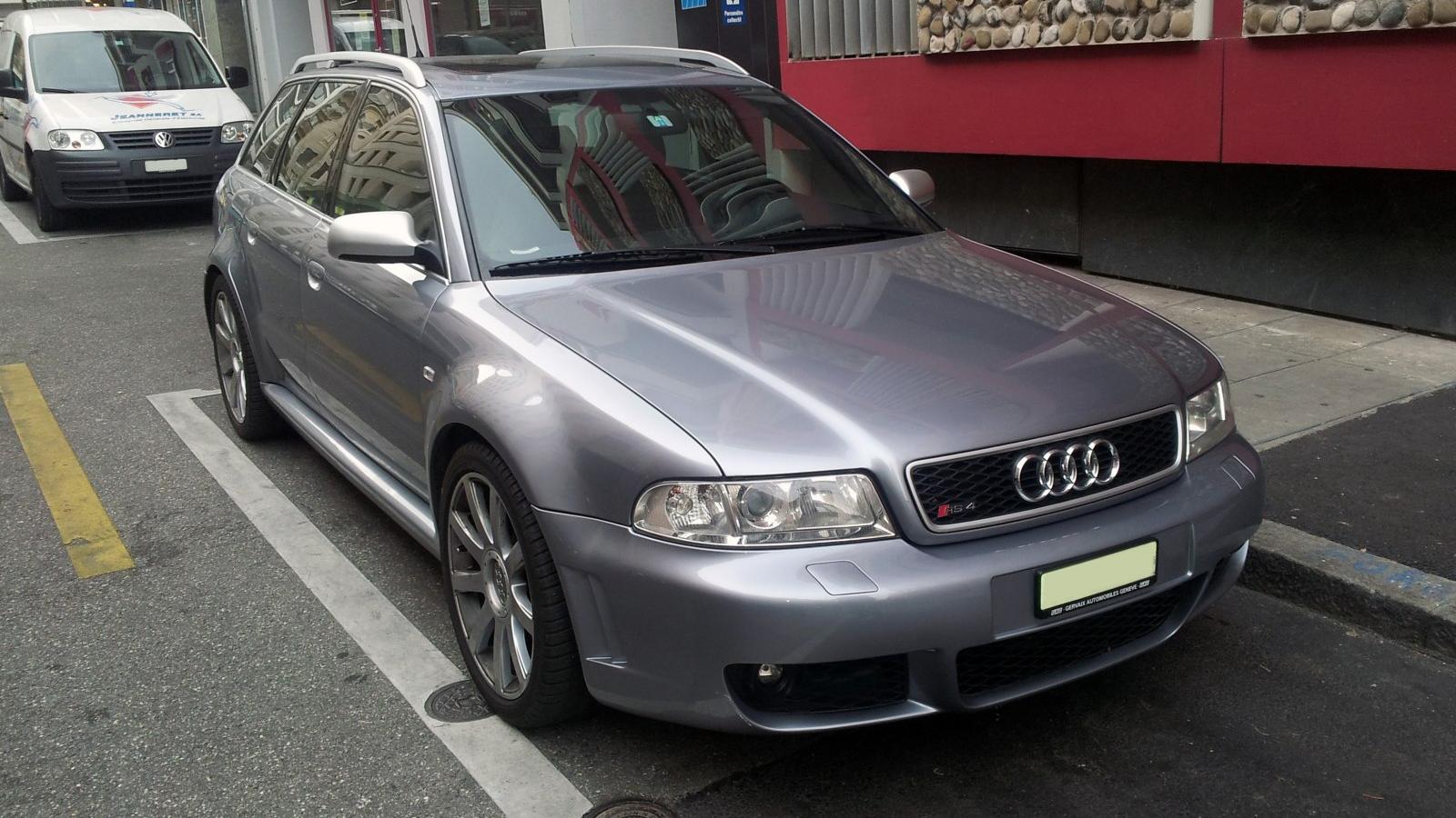 Audi RS 4 Avant (8D, B5)
