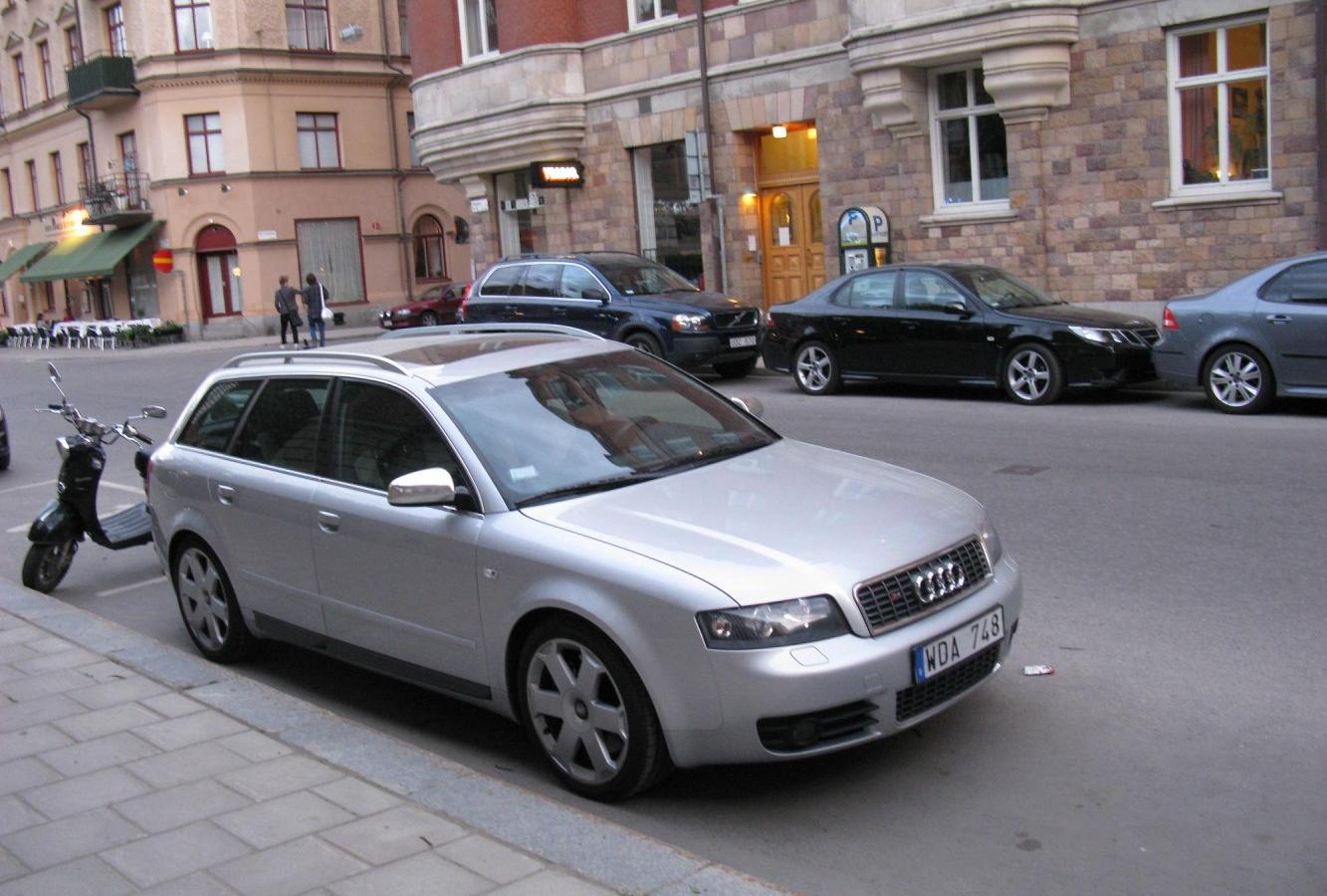 Audi S4 Avant (8E,B6)