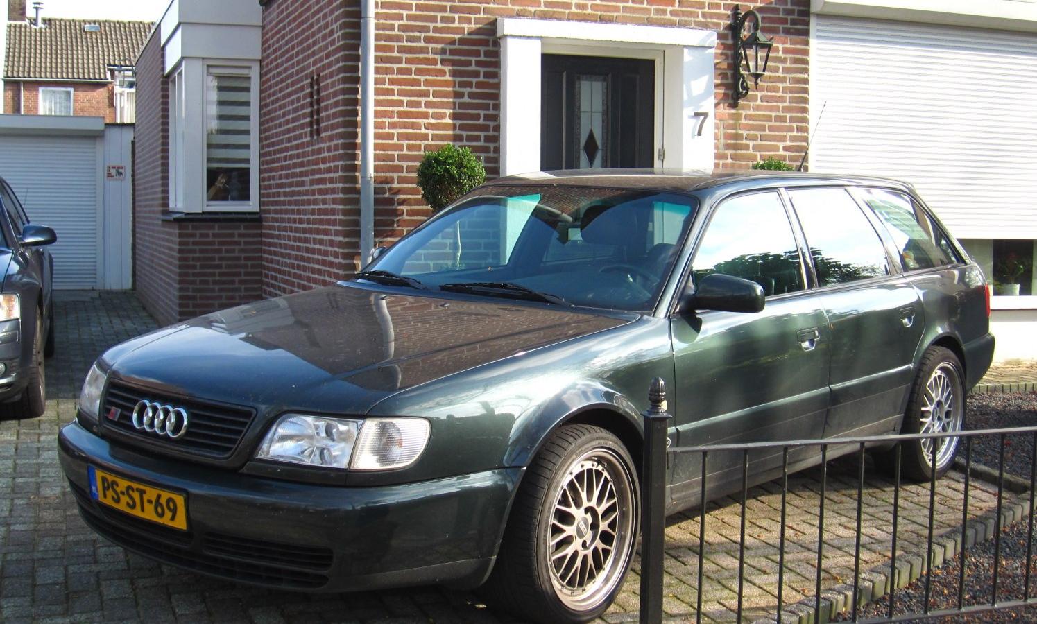 Audi S6 Avant (4A,C4)