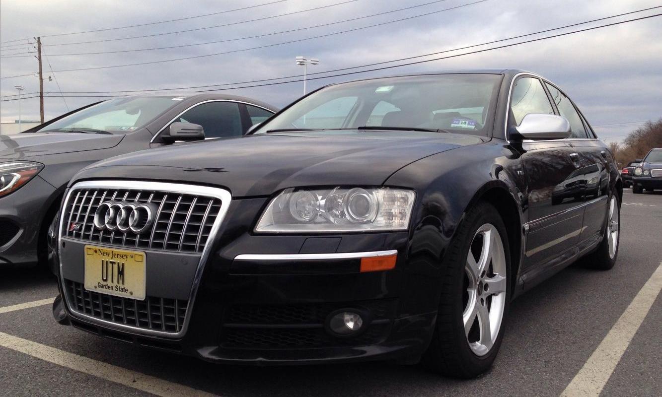 Audi S8 (D3)