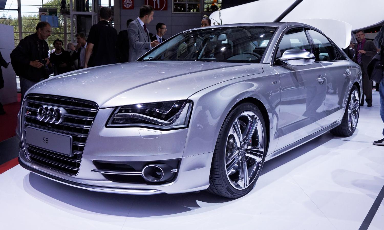Audi S8 (D4)