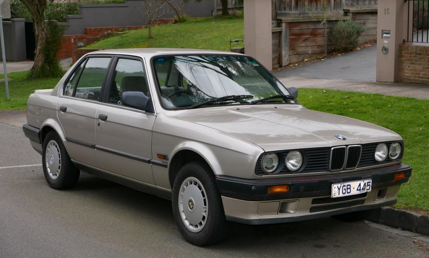 BMW 3 Serisi Sedan (E30, facelift 1987)