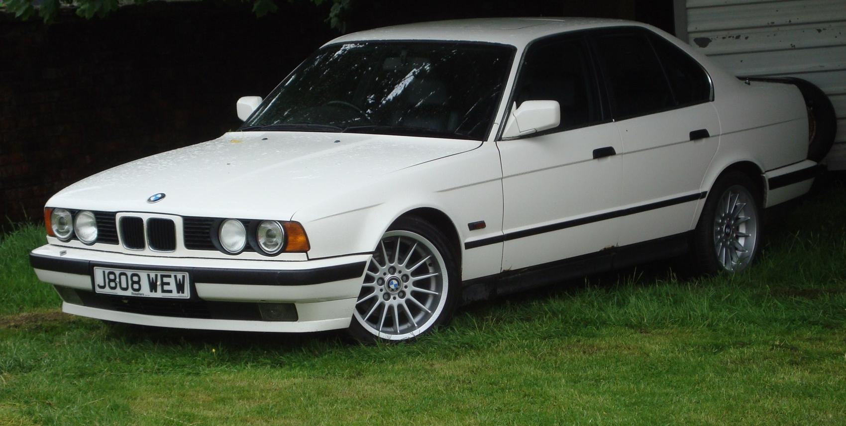 BMW 5 Serisi (E34)
