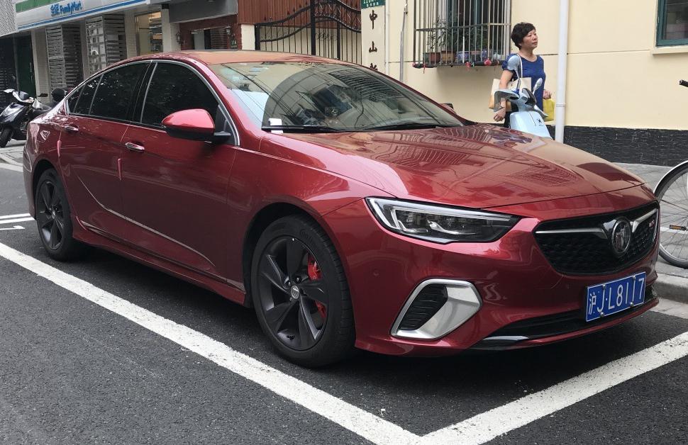 Buick Regal VI GS