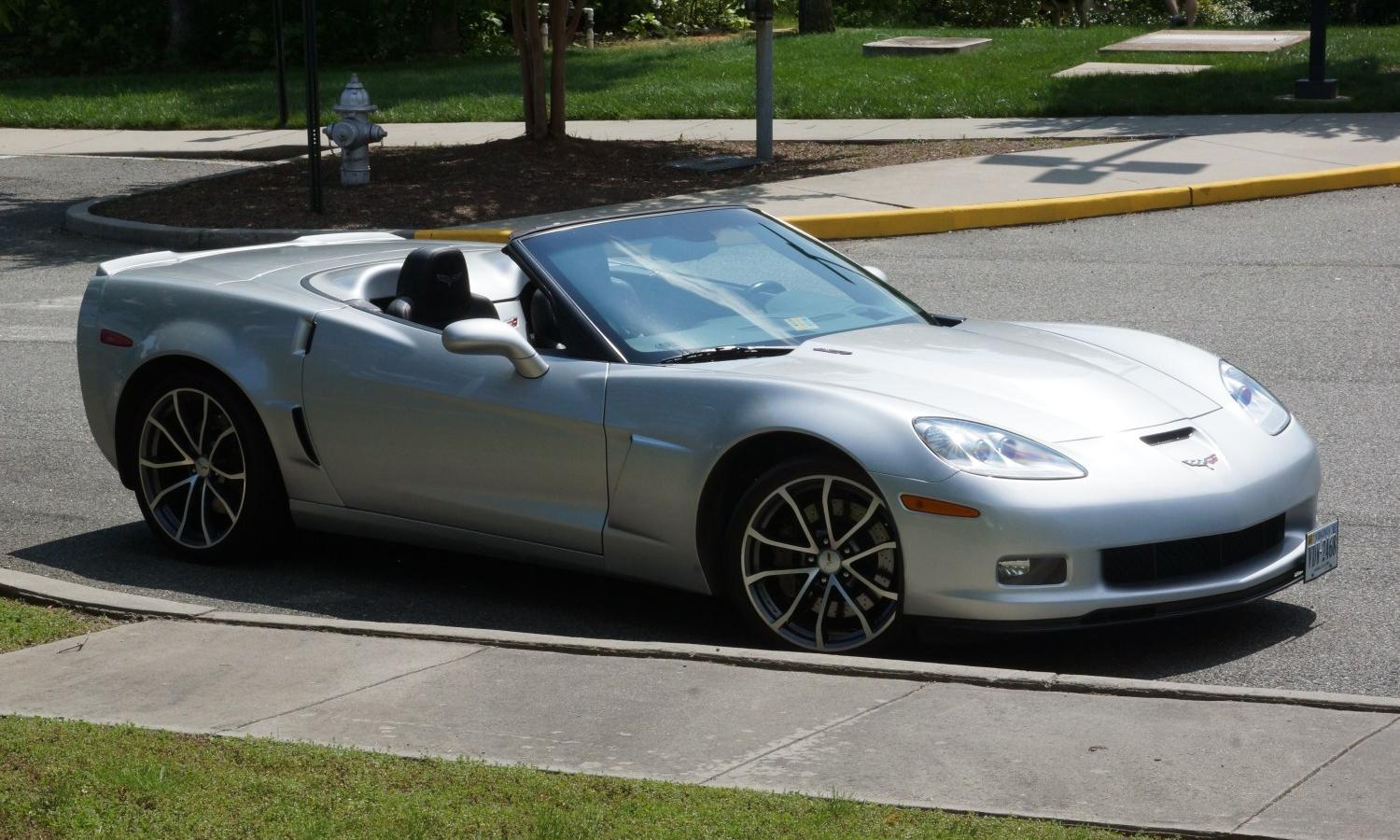 Chevrolet Corvette Convertible (C6)