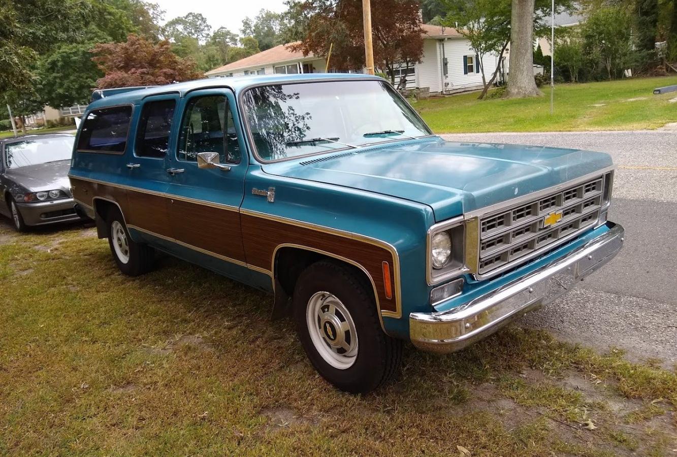 Chevrolet Suburban (C/K)