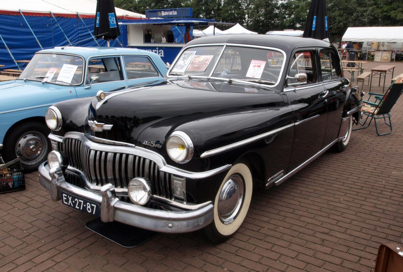 DeSoto Custom DeSoto Custom 4-Door Sedan (Second Series)