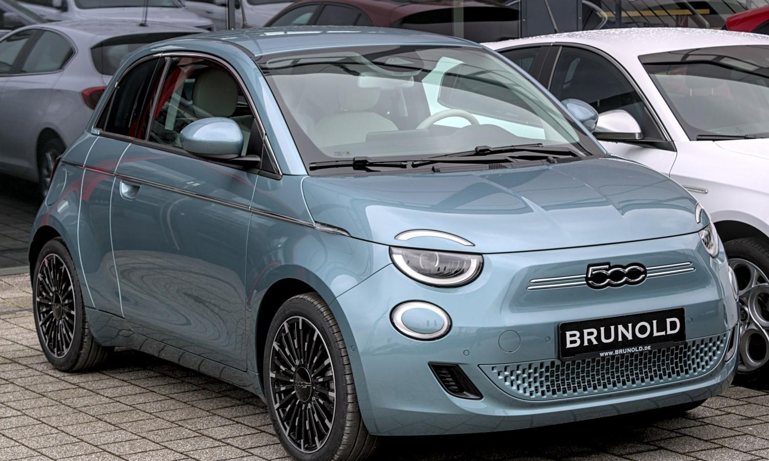 Fiat 500e (332) 3+1