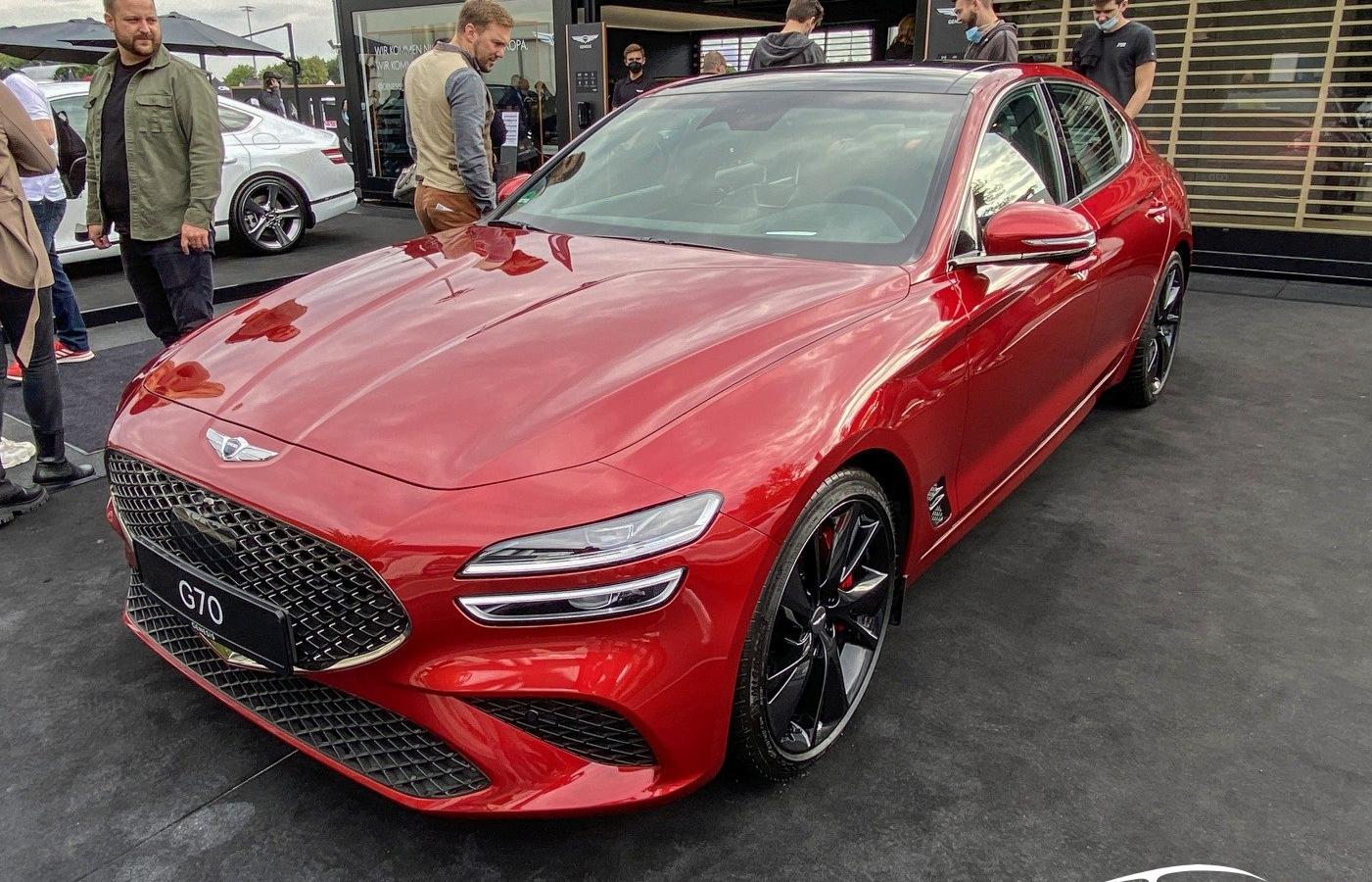 Genesis G70