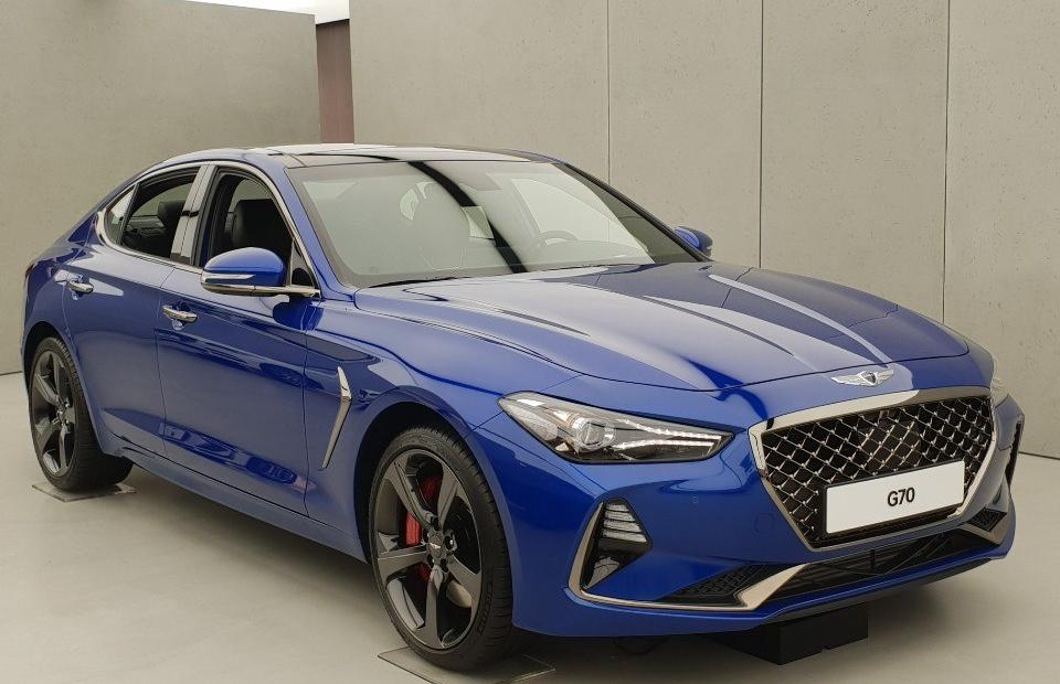 Genesis G70