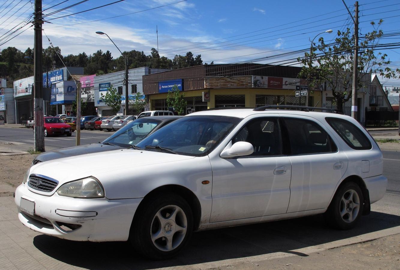 Kia Clarus