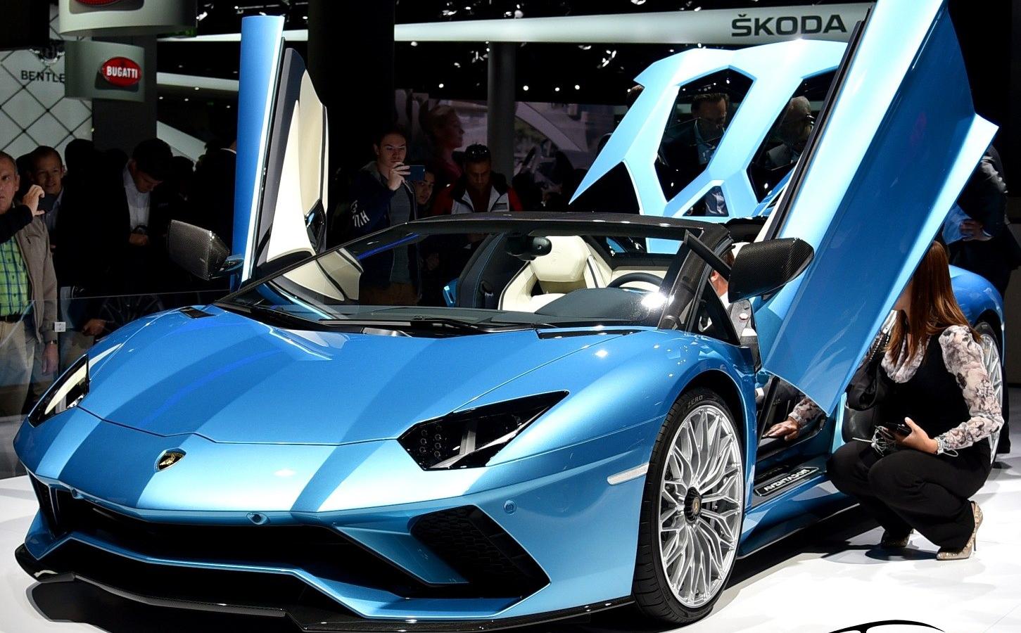 Lamborghini Aventador S Roadster