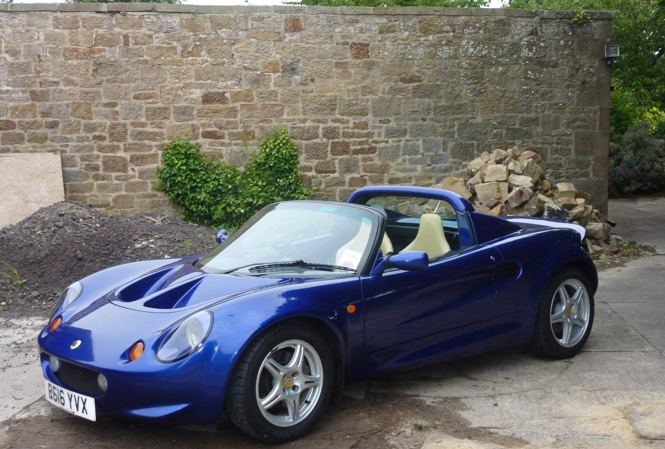 Lotus Elise (Series 1)