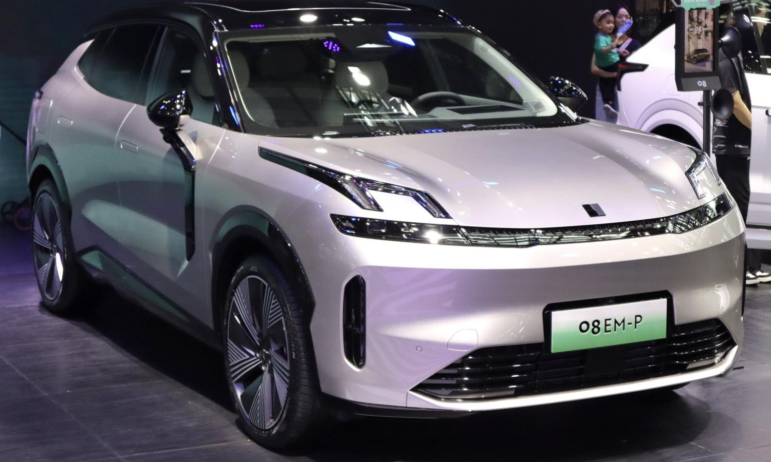 Lynk & Co 08