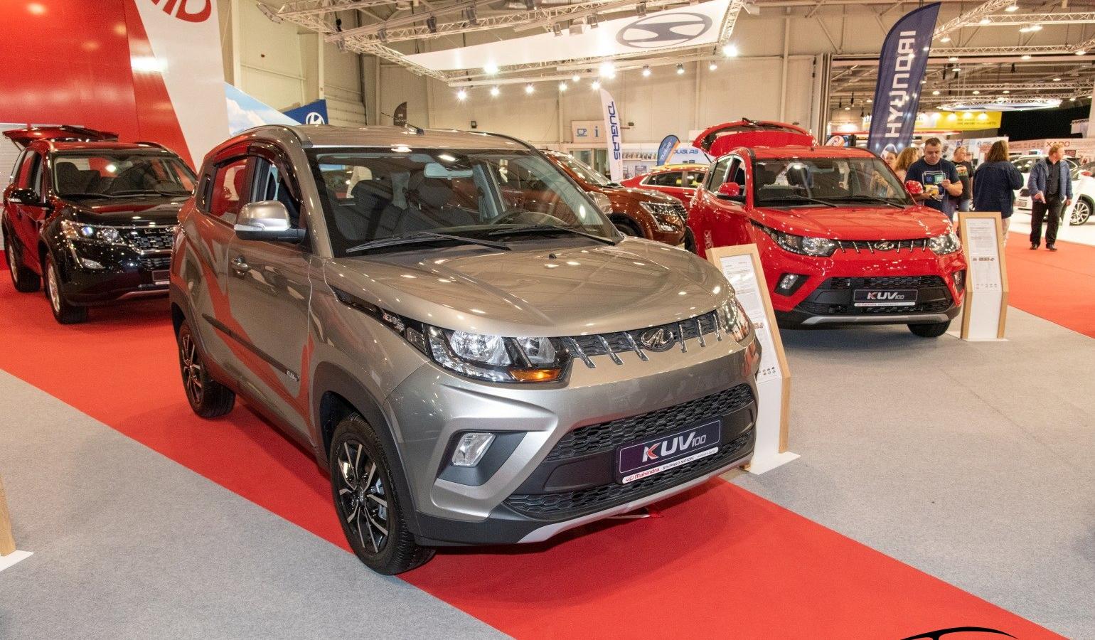 Mahindra KUV100