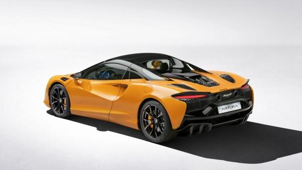 McLaren Artura Spider