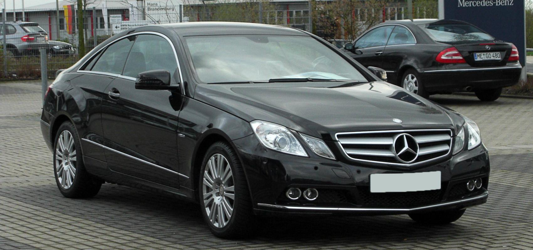 Mercedes-Benz E-Serisi Coupe (C207)