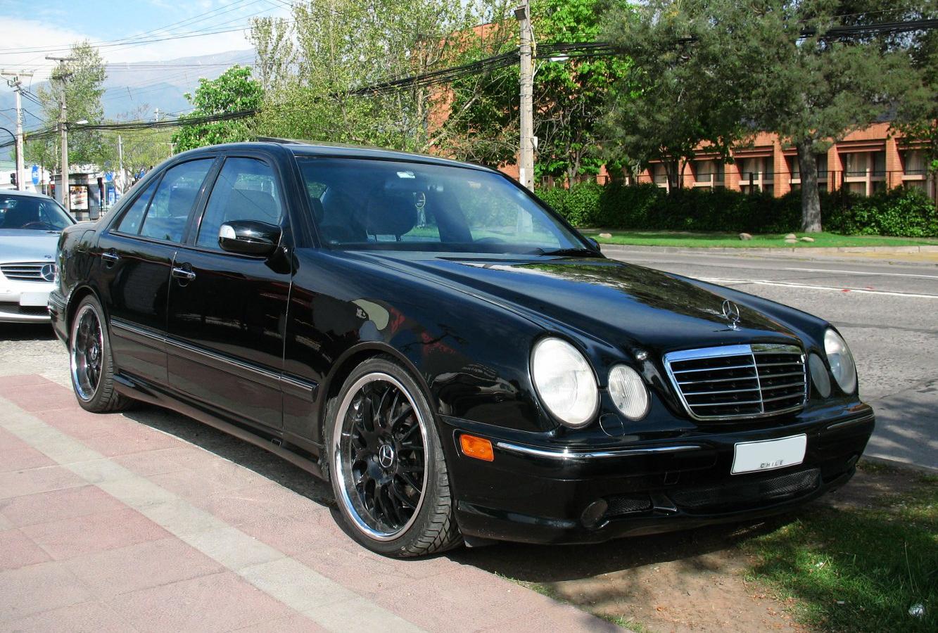 Mercedes-Benz E-Serisi (W210, facelift 1999)