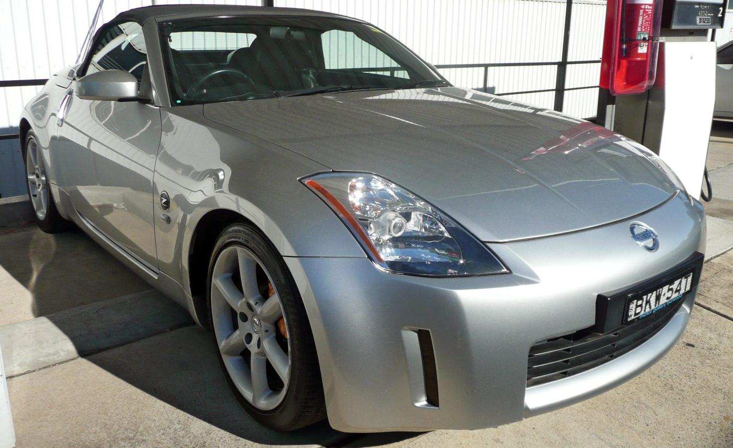 Nissan 350Z Roadster (Z33)