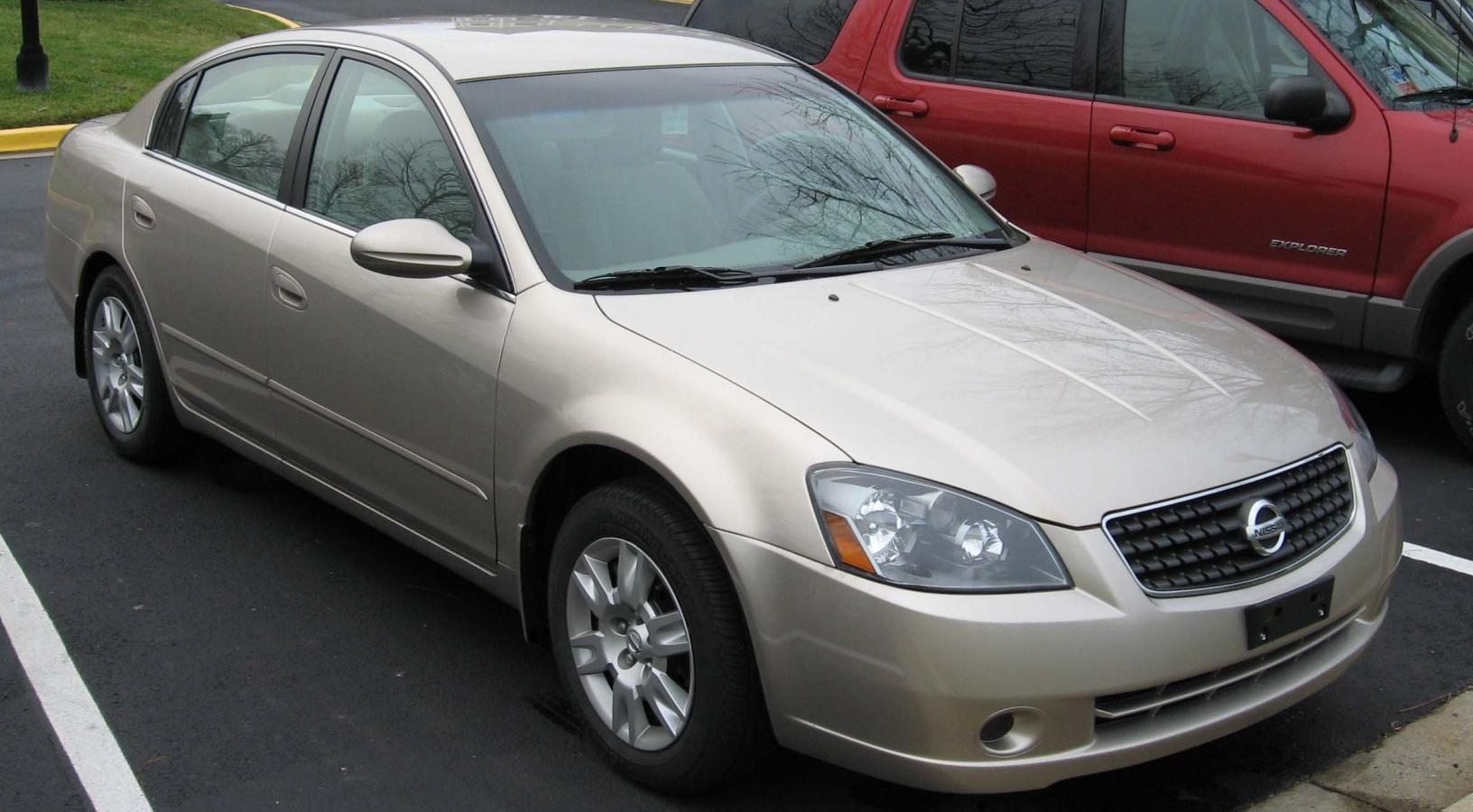 Nissan Altima III