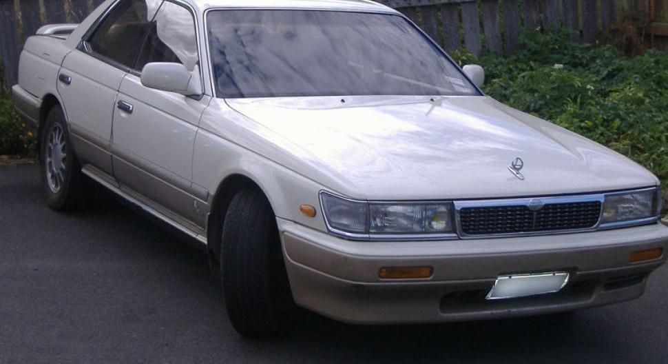 Nissan Laurel (E-HC33)