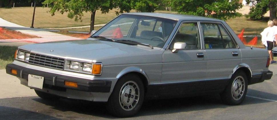 Nissan Maxima I (G910)