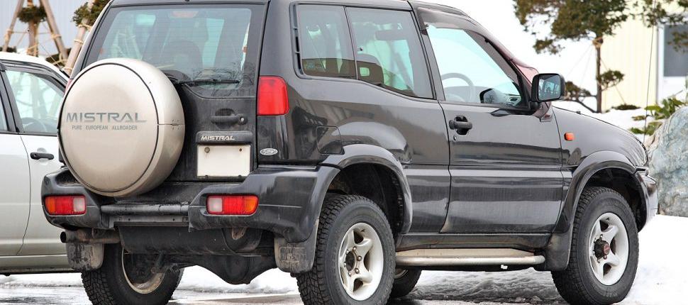 Nissan Mistral (R20) 3D