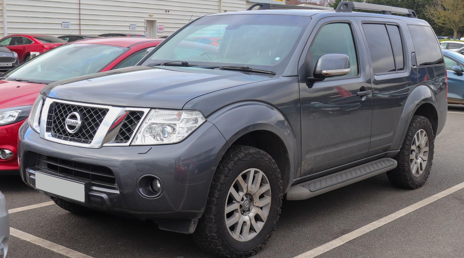 Nissan Pathfinder III (facelift 2010)