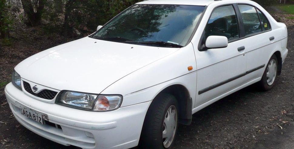 Nissan Pulsar (N15)